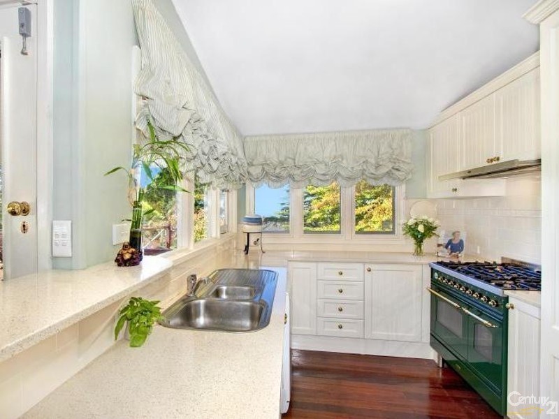 2-4 Angel St, Wentworth Falls NSW 2782