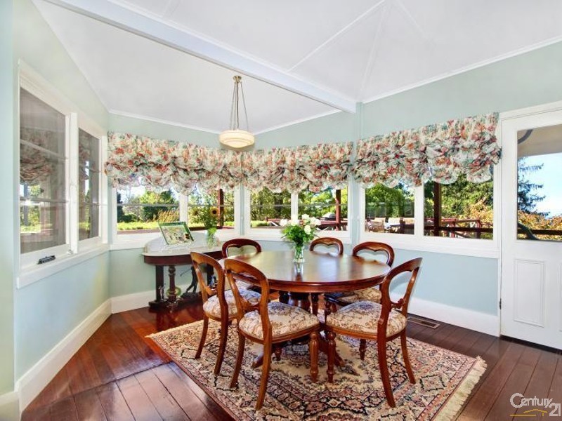 2-4 Angel St, Wentworth Falls NSW 2782