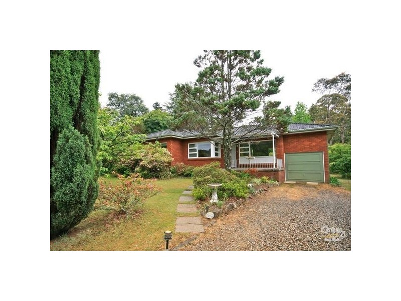 22 De Quency Rd, Bullaburra NSW 2784
