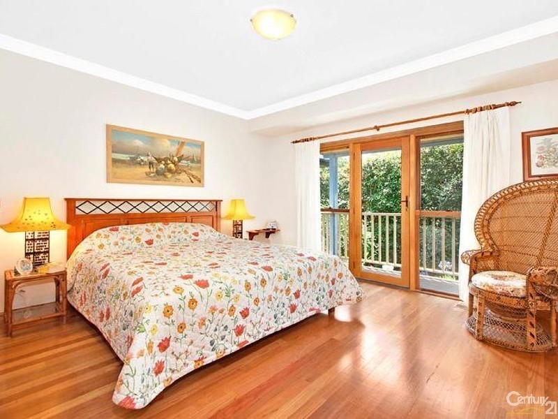 3 Walmer Cres, Wentworth Falls NSW 2782