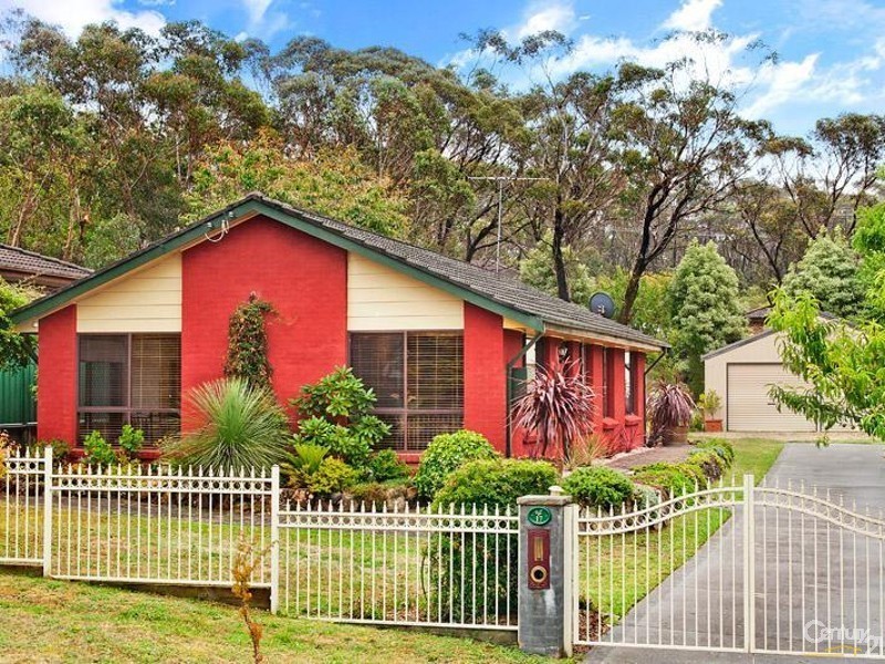 17 Cook Road, Wentworth Falls NSW 2782