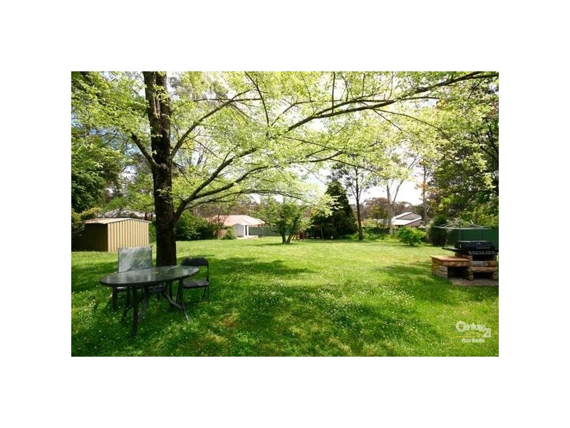 87 Sinclair Crescent, Wentworth Falls NSW 2782