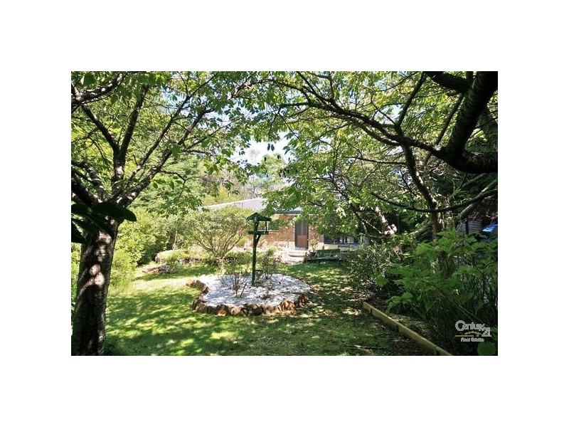 7 Queen Elizabeth Drive, Wentworth Falls NSW 2782