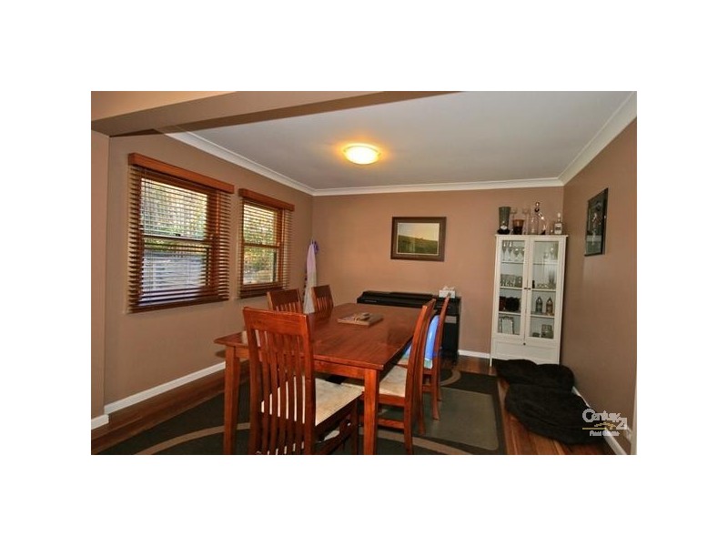 7 Queen Elizabeth Drive, Wentworth Falls NSW 2782