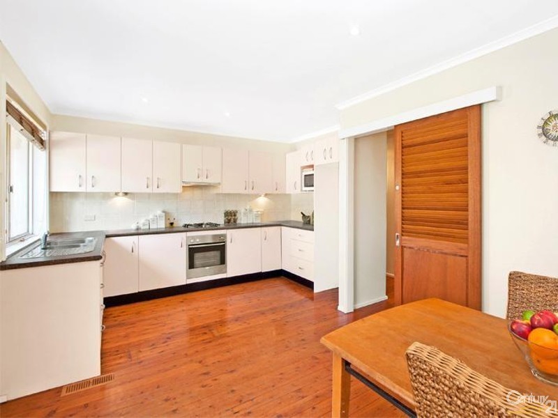 12 Cook Rd, Wentworth Falls NSW 2782