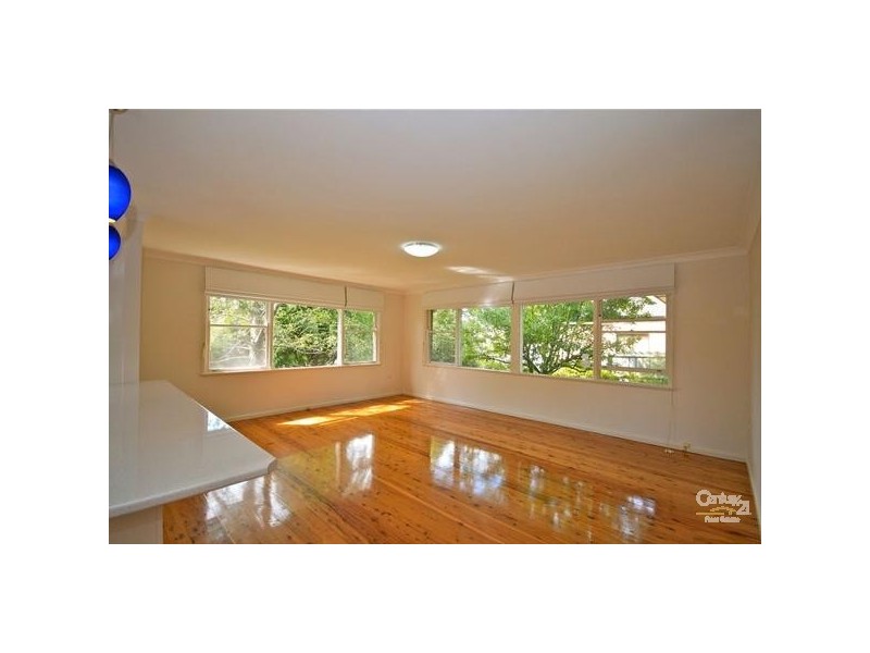 15 Appledon Ave, Wentworth Falls NSW 2782