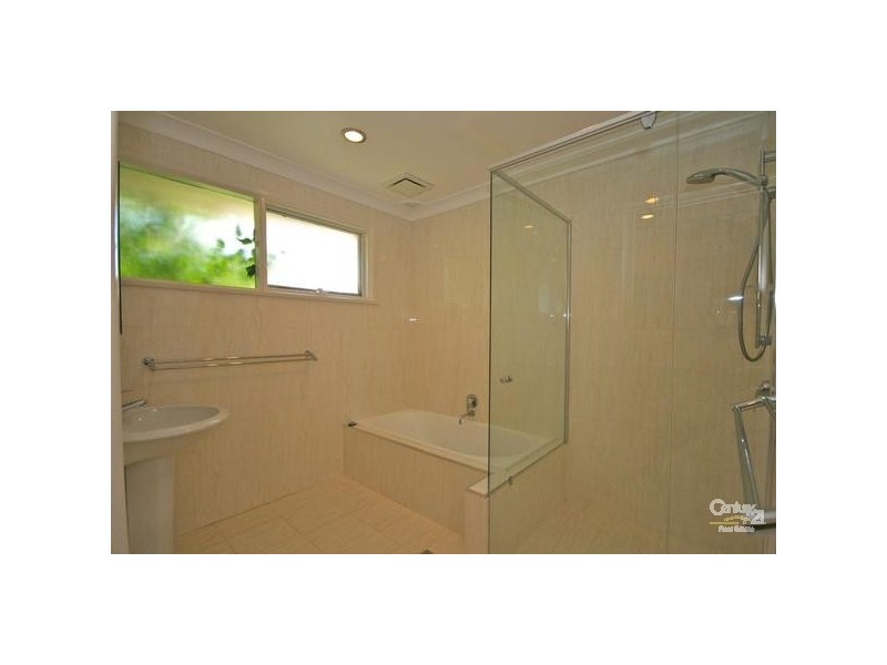 15 Appledon Ave, Wentworth Falls NSW 2782