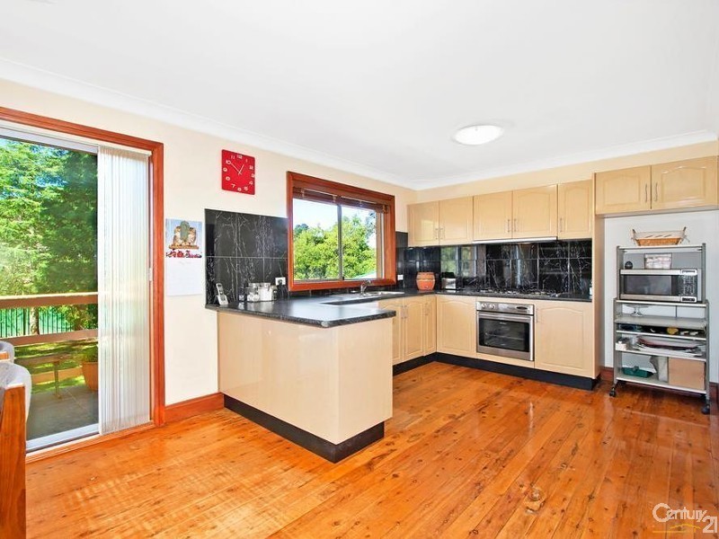 4 Kitchener Avenue, Wentworth Falls NSW 2782