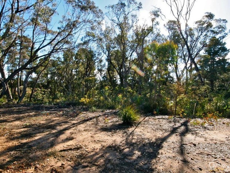 9 Chancery Lane, Wentworth Falls NSW 2782