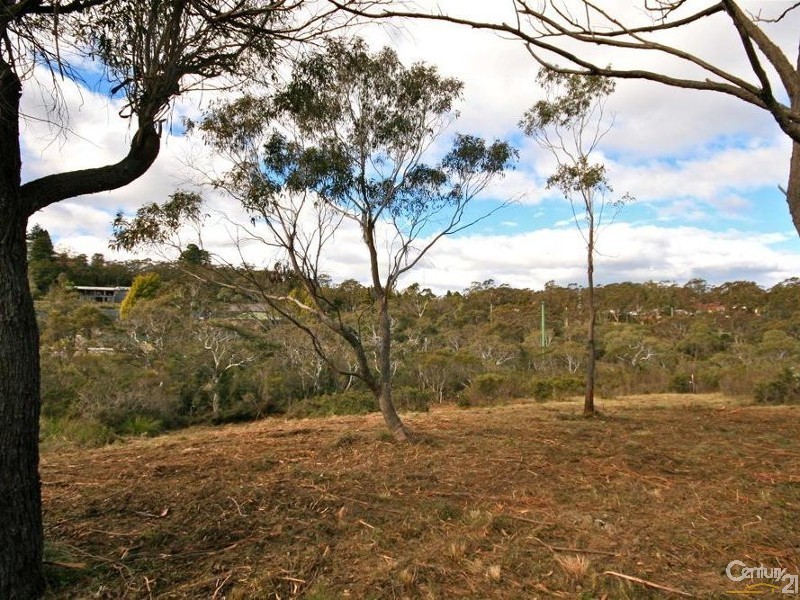 21 Sandbox Rd, Wentworth Falls NSW 2782