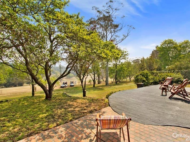 104 Blaxland Road, Wentworth Falls NSW 2782