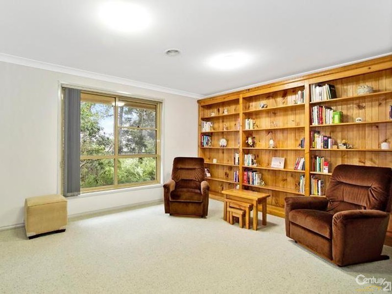 8 Tableland Rd, Wentworth Falls NSW 2782