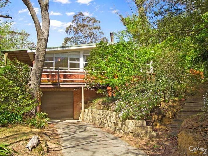 54 Shortland St, Wentworth Falls NSW 2782