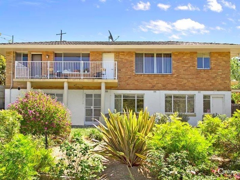 60 Taylor Ave, Wentworth Falls NSW 2782