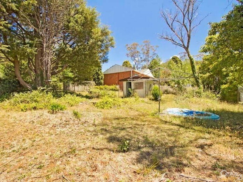 37 Pritchard St, Wentworth Falls NSW 2782