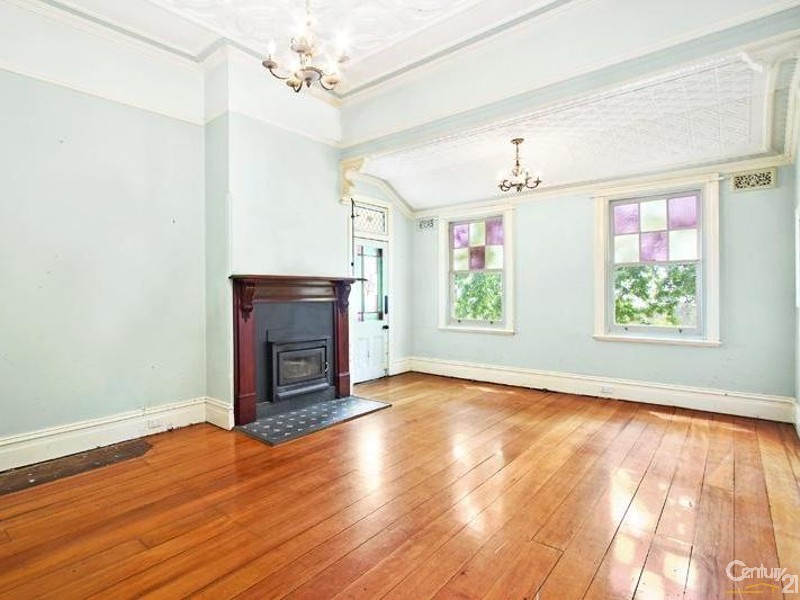 106 Great Western Highway, Wentworth Falls NSW 2782