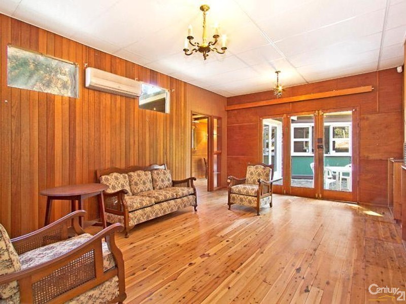 109-111 Waratah Road, Wentworth Falls NSW 2782