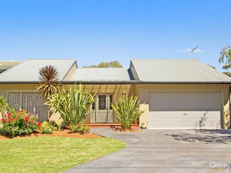 18 Lamartine Ave, Wentworth Falls NSW 2782