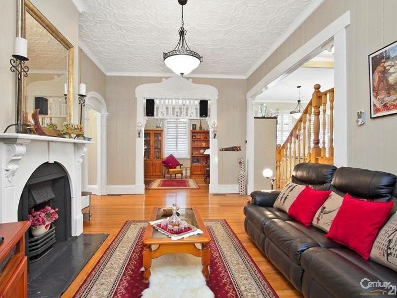 6 Charles St, Lawson NSW 2783