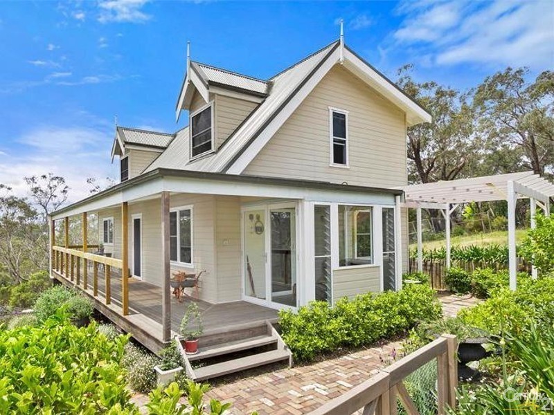 8 Lomandra Place, Katoomba NSW 2780