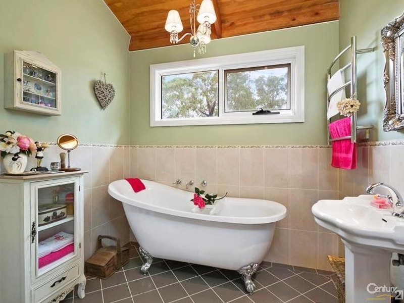 8 Lomandra Place, Katoomba NSW 2780