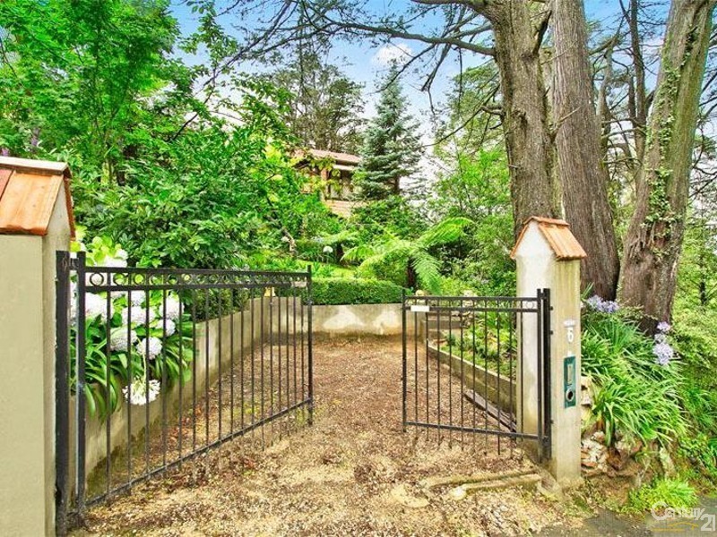 6 William St, Katoomba NSW 2780