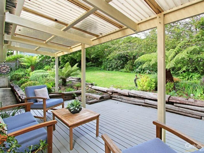 1 Quinns Ave, Leura NSW 2780