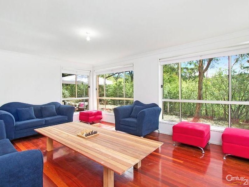 15 Stuarts Rd, Katoomba NSW 2780