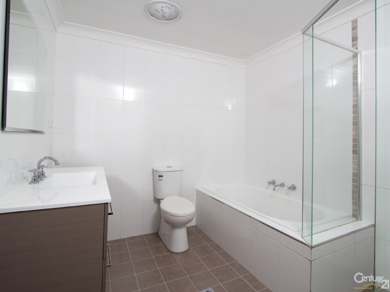 10 Strathearn Rd, Leura NSW 2780