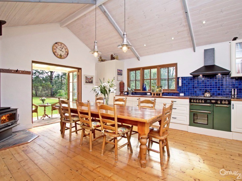 192-194 Henderson Rd, Wentworth Falls NSW 2782