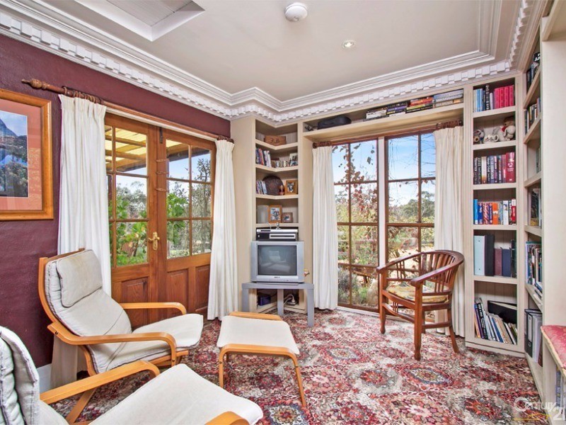 192-194 Henderson Rd, Wentworth Falls NSW 2782