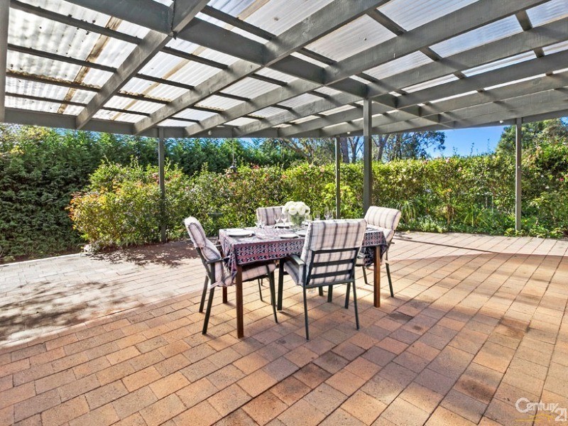 5 Flora St, Wentworth Falls NSW 2782