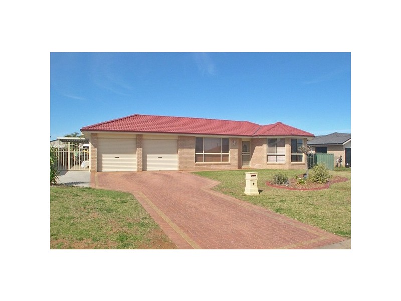 35 Doncaster Avenue, Dubbo NSW 2830