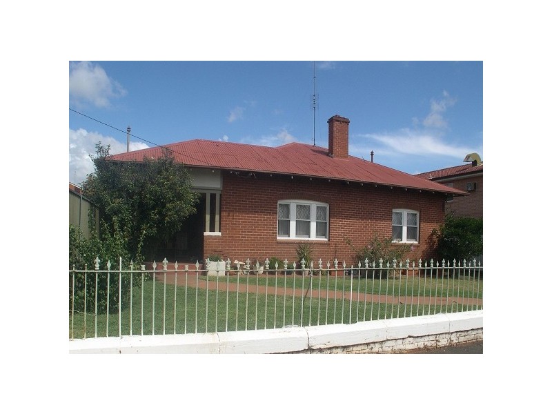 111 Cobra Street, Dubbo NSW 2830