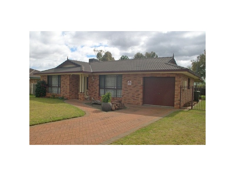 31 Jacqueline Drive, Dubbo NSW 2830