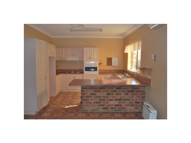 20 Beveridge Crescent, Dubbo NSW 2830