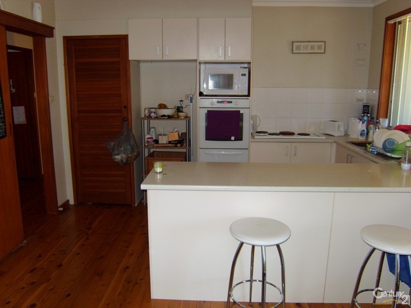 305 McCaffrey Drive, Rankin Park NSW 2287