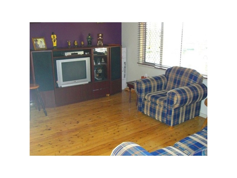 4 John T Bell Drive, Maryland NSW 2287