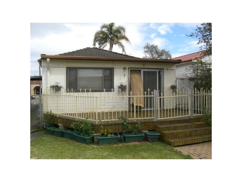 36 Croudace Street, Edgeworth NSW 2285