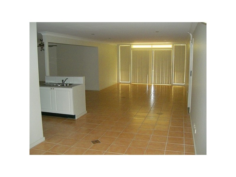 6 Lantana Close, Cameron Park NSW 2285