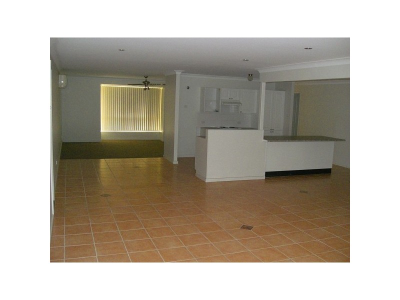 6 Lantana Close, Cameron Park NSW 2285