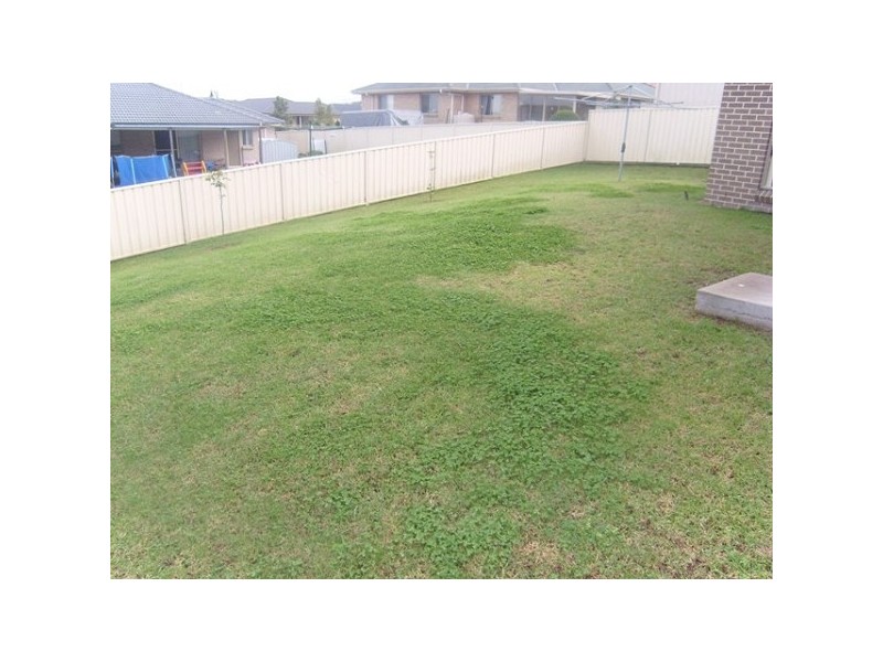 15 Saxon Street, Cameron Park NSW 2285