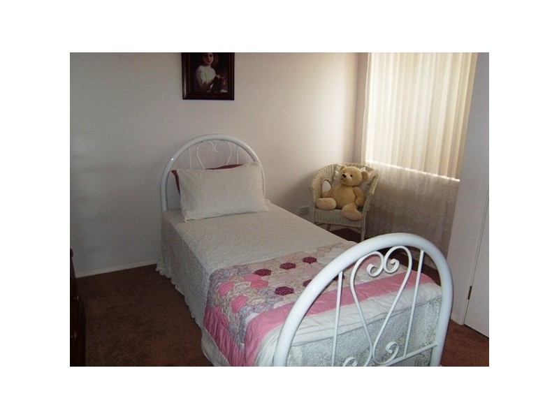 7 Jupiter Circuit, Cameron Park NSW 2285