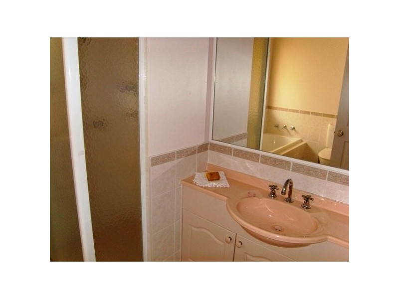 7 Jupiter Circuit, Cameron Park NSW 2285