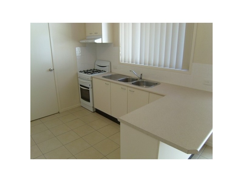 2/3 Lovell Parade, Shortland NSW 2307