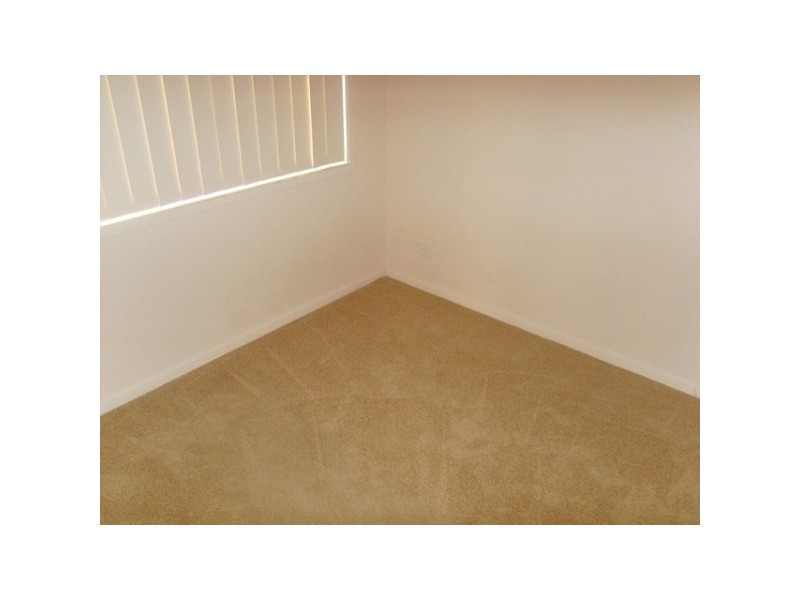 2/3 Lovell Parade, Shortland NSW 2307