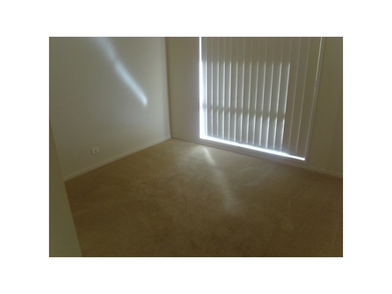 2/3 Lovell Parade, Shortland NSW 2307