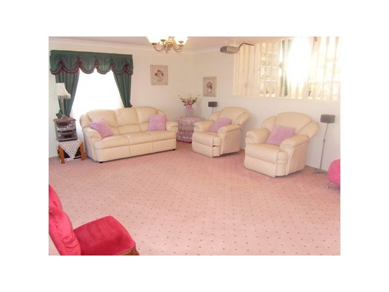 23 Condor Close, Cameron Park NSW 2285