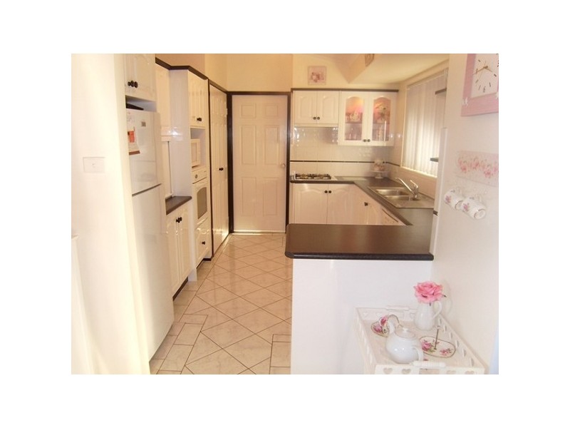 23 Condor Close, Cameron Park NSW 2285