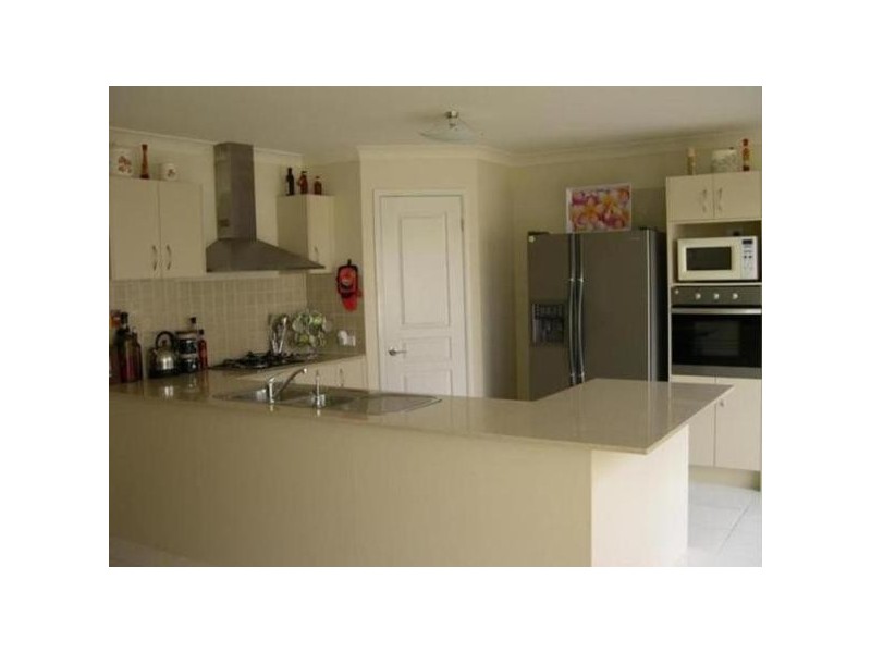 30 Dunbar Road, Cameron Park NSW 2285